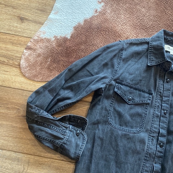 Madewell black denim button up long sleeve: Madewell Western Shirt in Lunar Wash - Picture 5 of 6